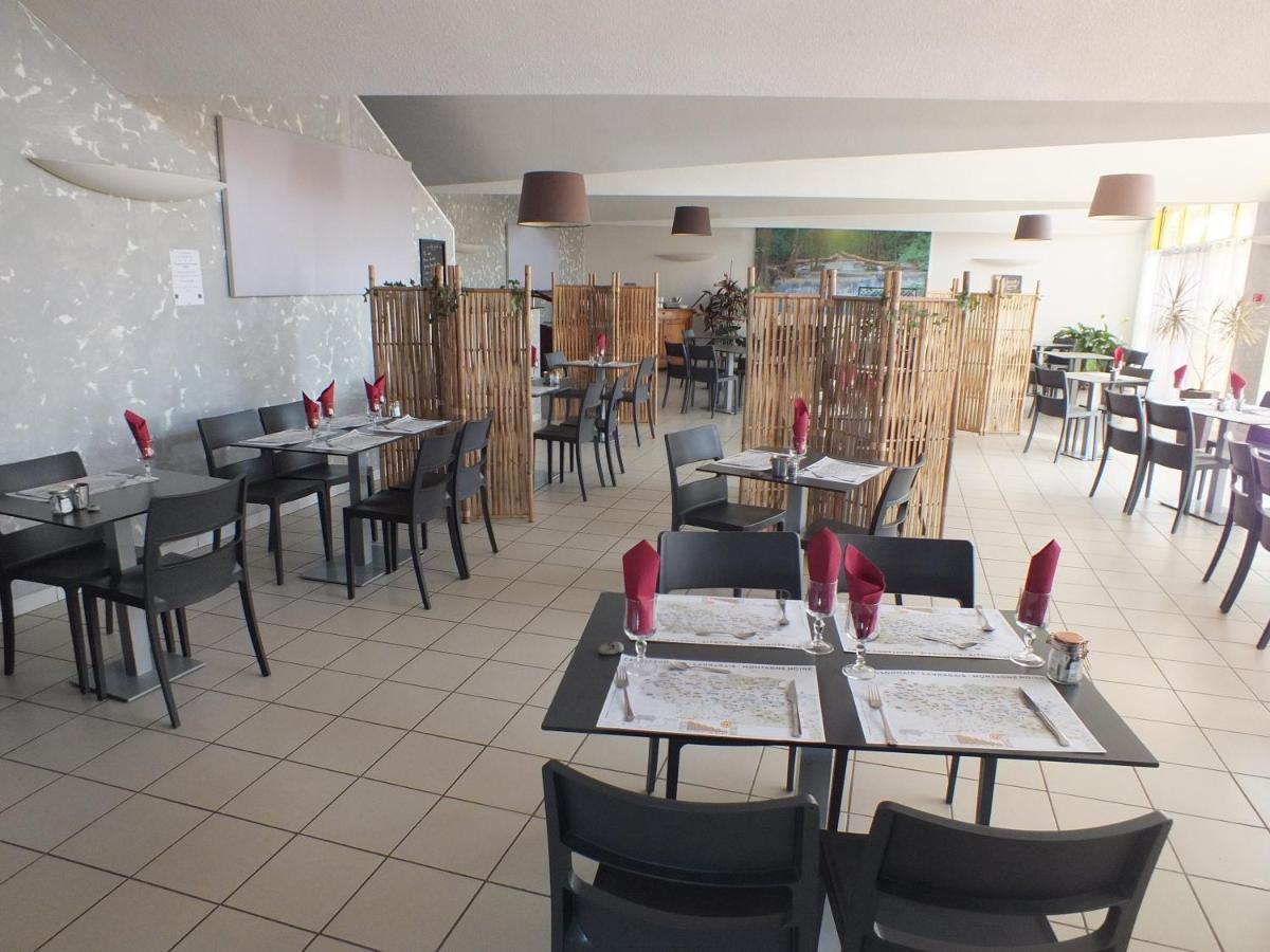 Logis Hotel Restaurant Le Clos Saint Loup Bram Exterior photo